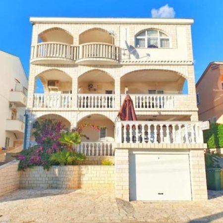 Apartmanibeta スタラ・ノヴァリャ エクステリア 写真